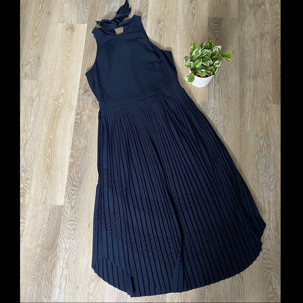 Banana Republic 🐘 Navy Dress